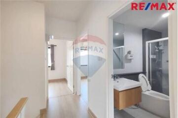 112 Sqm., 3 Beds Townhouse listed for ฿ 1,950,000.