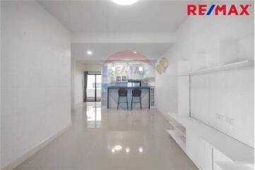 112 Sqm., 3 Beds Townhouse listed for ฿ 1,950,000.