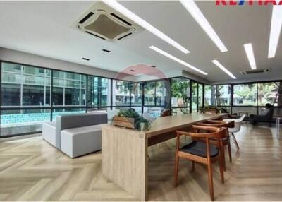 34 Sqm., 1 Bed Condo listed for ฿ 2,190,000.