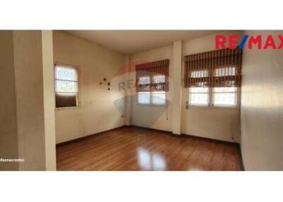 180 Sqm., 3 Beds Townhouse listed for ฿ 5,400,000.