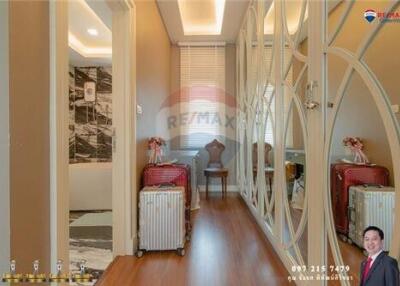 176 Sqm., 3 Beds, 3 Baths Townhouse listed for ฿ 10,900,000.