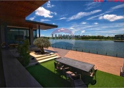 951 Sqm., 5 Beds Townhouse listed for ฿ 99,500,000.