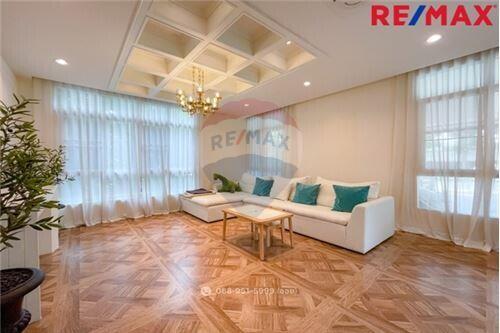 147 Sqm., 4 Beds Townhouse listed for ฿ 18,900,000.