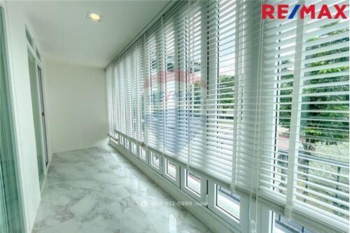 147 Sqm., 4 Beds Townhouse listed for ฿ 18,900,000.