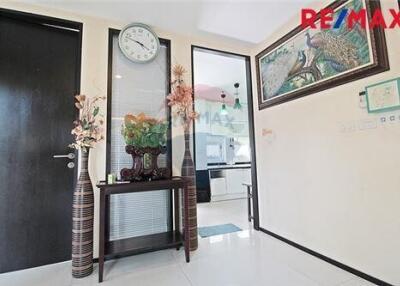 274 Sqm., 3 Beds Townhouse listed for ฿ 14,000,000.