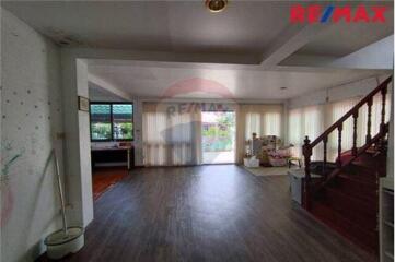 144 Sqm., 2 Beds Townhouse listed for ฿ 3,200,000.