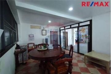 144 Sqm., 2 Beds Townhouse listed for ฿ 3,200,000.