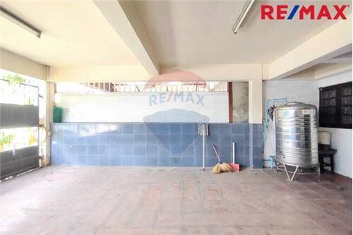 250 Sqm., 4 Beds Townhouse listed for ฿ 4,990,000.