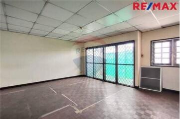 250 Sqm., 4 Beds Townhouse listed for ฿ 4,990,000.