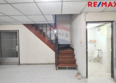 250 Sqm., 4 Beds Townhouse listed for ฿ 4,990,000.