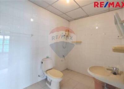 250 Sqm., 4 Beds Townhouse listed for ฿ 4,990,000.