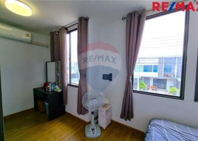 106 Sqm., 3 Beds Townhouse listed for ฿ 2,500,000.