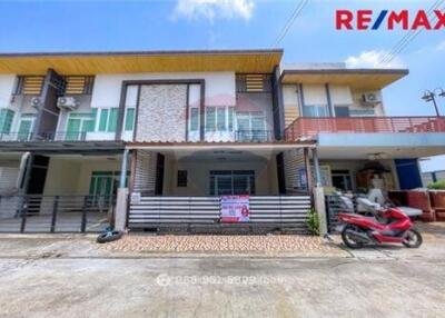 132 Sqm., 4 Beds Townhouse listed for ฿ 2,750,000.