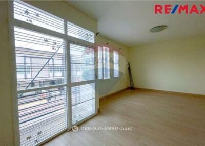 132 Sqm., 4 Beds Townhouse listed for ฿ 2,750,000.