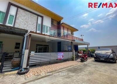 132 Sqm., 4 Beds Townhouse listed for ฿ 2,750,000.