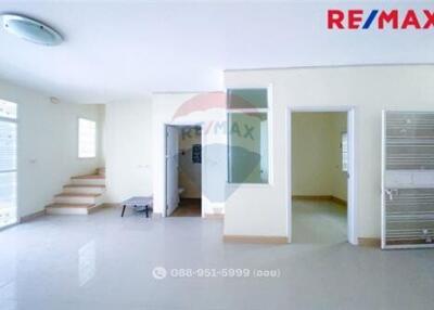 132 Sqm., 4 Beds Townhouse listed for ฿ 2,750,000.