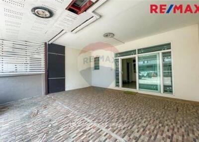 132 Sqm., 4 Beds Townhouse listed for ฿ 2,750,000.