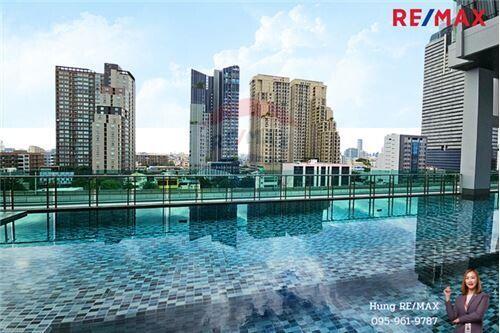 35 Sqm., 1 Bed Condo listed for ฿ 3,400,000.