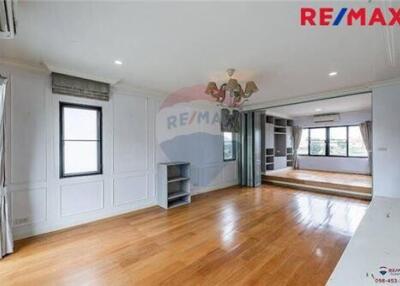 170 Sqm., 2 Beds Townhouse listed for ฿ 4,650,000.