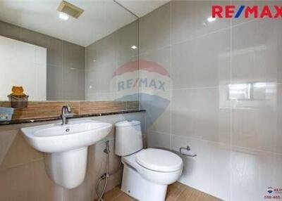 170 Sqm., 2 Beds Townhouse listed for ฿ 4,650,000.