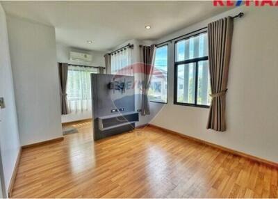 176 Sqm., 4 Beds Townhouse listed for ฿ 3,390,000.