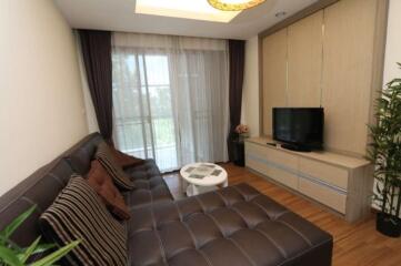 Spacious 2 bed apartment at Mountain Front Condominium