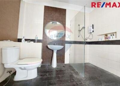 144 Sqm., 3 Beds Townhouse listed for ฿ 3,350,000.