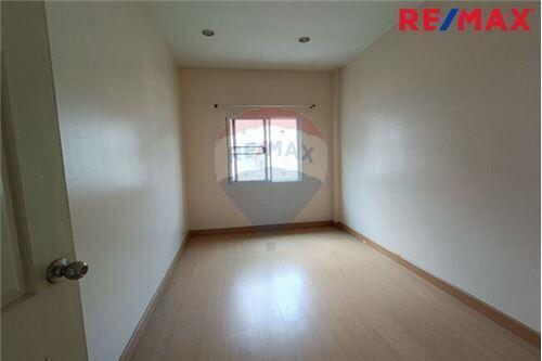 105 Sqm., 3 Beds Townhouse listed for ฿ 2,790,000.