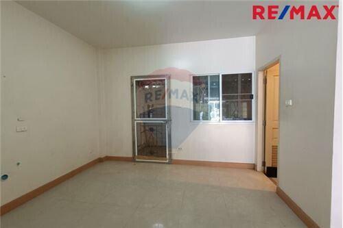 105 Sqm., 3 Beds Townhouse listed for ฿ 2,790,000.