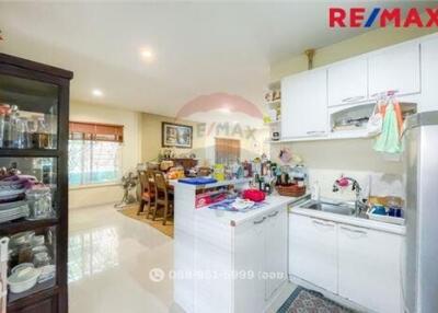 130 Sqm., 3 Beds Townhouse listed for ฿ 3,500,000.