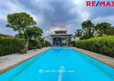 130 Sqm., 3 Beds Townhouse listed for ฿ 3,500,000.