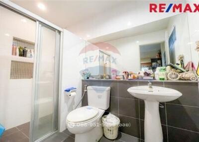 130 Sqm., 3 Beds Townhouse listed for ฿ 3,500,000.