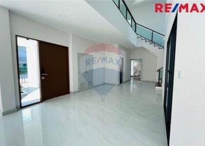 416 Sqm., 5 Beds Townhouse listed for ฿ 20,990,000.