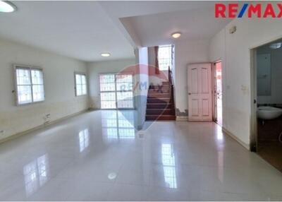 130 Sqm., 3 Beds Townhouse listed for ฿ 2,790,000.