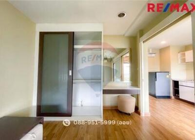 33 Sqm., 1 Bed Condo listed for ฿ 1,370,000.