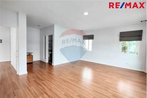 175 Sqm., 3 Beds Townhouse listed for ฿ 6,300,000.