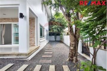 175 Sqm., 3 Beds Townhouse listed for ฿ 6,300,000.