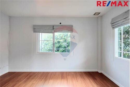 175 Sqm., 3 Beds Townhouse listed for ฿ 6,300,000.