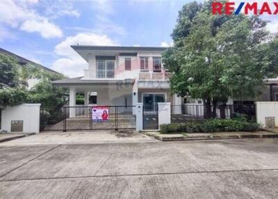 175 Sqm., 3 Beds Townhouse listed for ฿ 6,300,000.