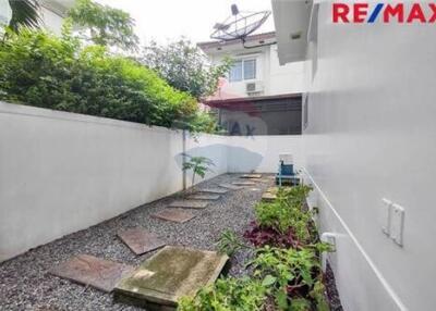 175 Sqm., 3 Beds Townhouse listed for ฿ 6,300,000.