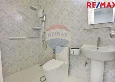 225 Sqm., 3 Beds Townhouse listed for ฿ 4,990,000.