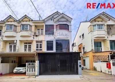 225 Sqm., 3 Beds Townhouse listed for ฿ 4,990,000.