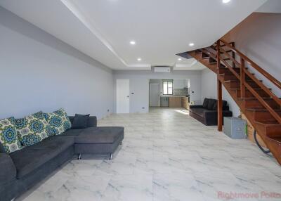 2 Bed House For Sale In East Pattaya - Suwattana Gardens