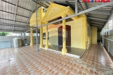 250 Sqm., 3 Beds Townhouse listed for ฿ 4,300,000.