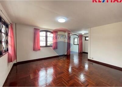 250 Sqm., 3 Beds Townhouse listed for ฿ 4,300,000.