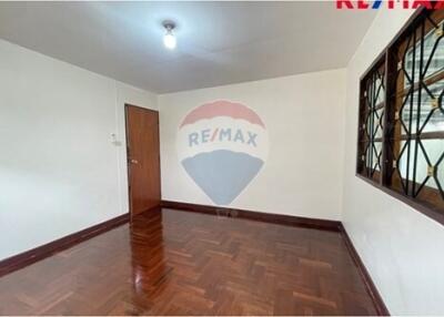 250 Sqm., 3 Beds Townhouse listed for ฿ 4,300,000.