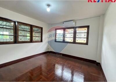 250 Sqm., 3 Beds Townhouse listed for ฿ 4,300,000.