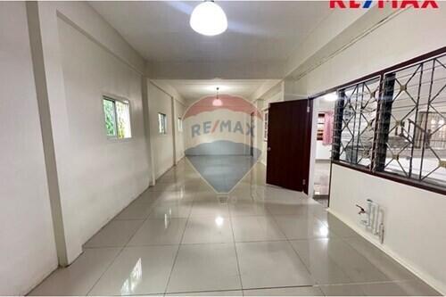 250 Sqm., 3 Beds Townhouse listed for ฿ 4,300,000.