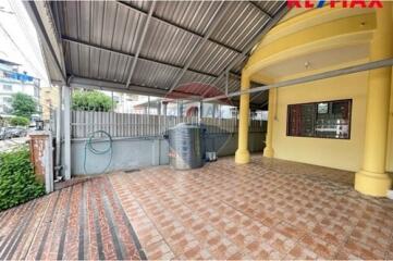 250 Sqm., 3 Beds Townhouse listed for ฿ 4,300,000.