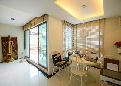 3 Bed Condo For Sale In Central Pattaya - The Urban Pattaya